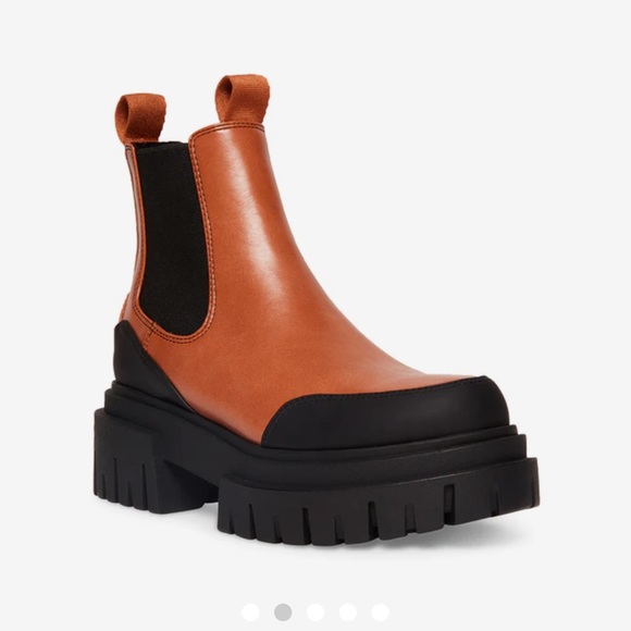 Steve Madden Chunky Brown Boot - Picture 2 of 5